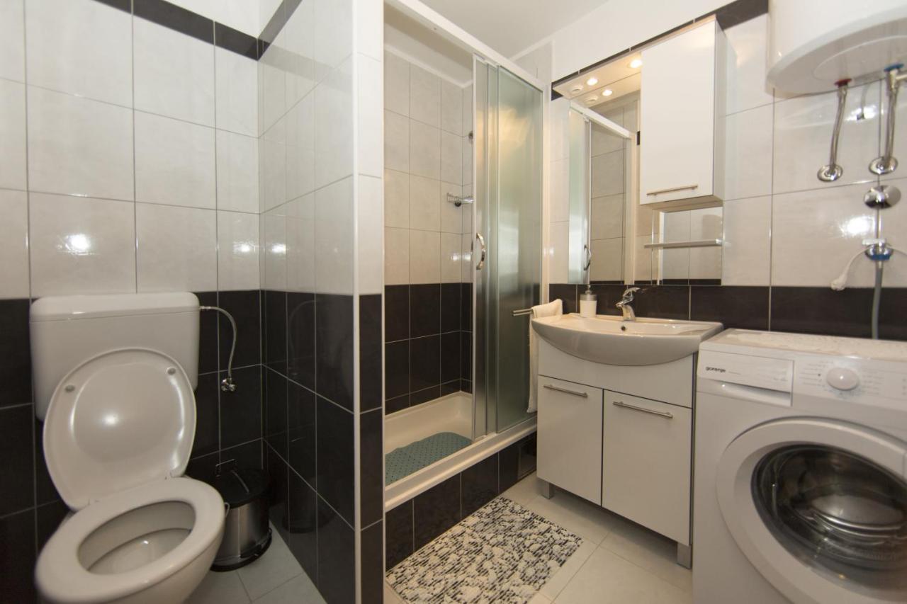 Apartmani Didovo Imanje สปลิท ภายนอก รูปภาพ