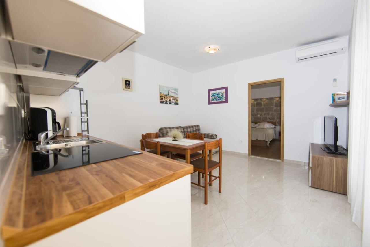 Apartmani Didovo Imanje สปลิท ภายนอก รูปภาพ